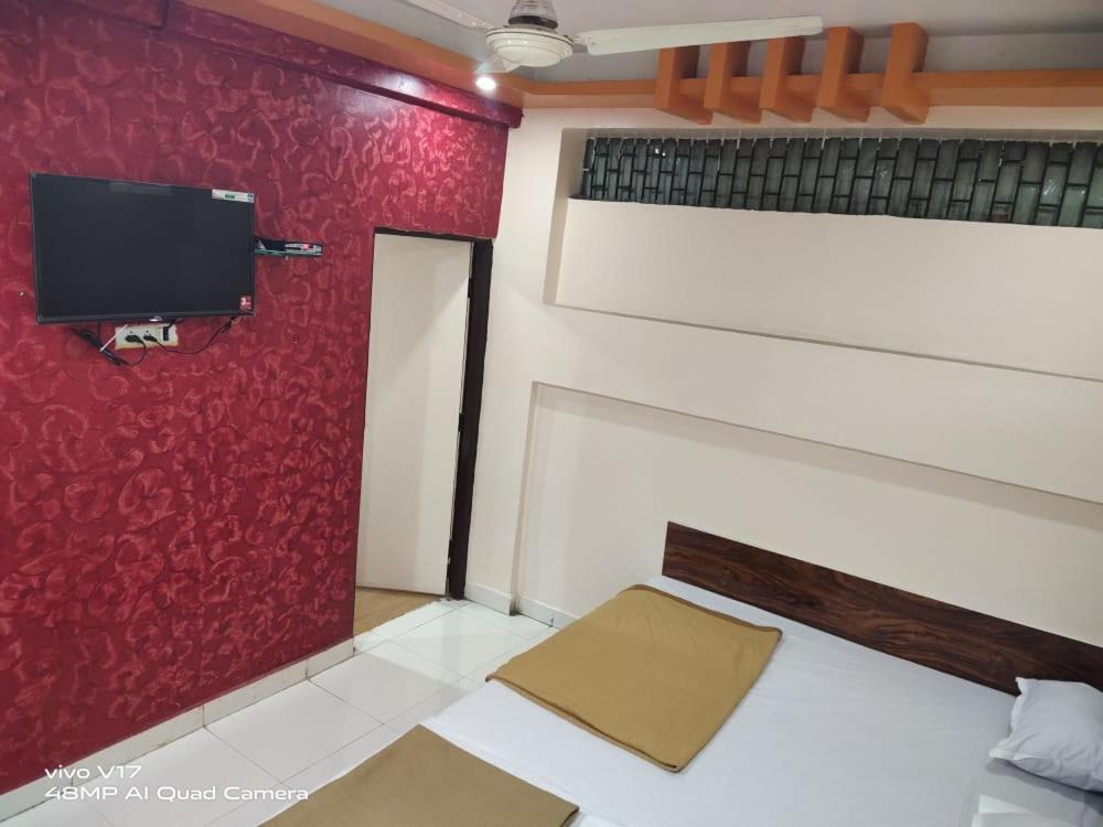 שירדי Sai Ganesh Guest House מראה חיצוני תמונה
